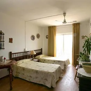 https://apartamentos-alegria.1costadelsol.com